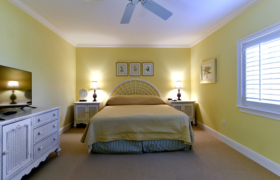 Guest King Bedroom Upstairs